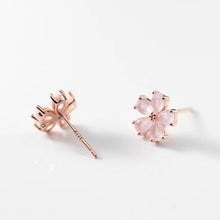 Load image into Gallery viewer, Blumen Kristall Ohrstecker aus Silber