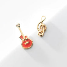 Load image into Gallery viewer, Gitarren Ohrstecker aus Silber