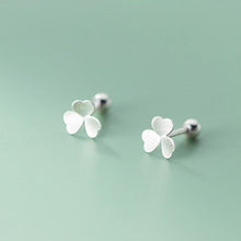 Load image into Gallery viewer, Kleeblatt Ohrstecker aus Silber