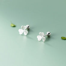 Load image into Gallery viewer, Kleeblatt Ohrstecker aus Silber