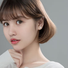 Load image into Gallery viewer, Kleeblatt Ohrstecker aus Silber