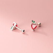 Load image into Gallery viewer, Apfel-Herz Ohrstecker aus Silber