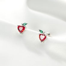 Load image into Gallery viewer, Apfel-Herz Ohrstecker aus Silber