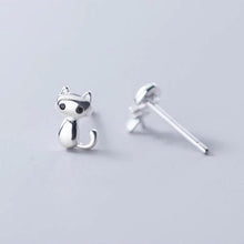 Load image into Gallery viewer, Katzen-Fischgreten Ohrstecker aus Silber