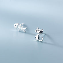 Load image into Gallery viewer, Katzen-Fischgreten Ohrstecker aus Silber