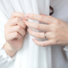 Load image into Gallery viewer, Ketten Ring aus Silber