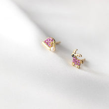 Load image into Gallery viewer, Rentier-Mützen Ohrstecker aus Silber