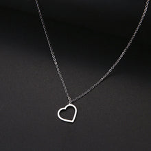 Load image into Gallery viewer, Heart Necklace