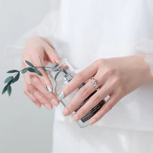 Load image into Gallery viewer, Leaf ring made of silver