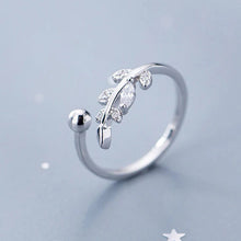 Load image into Gallery viewer, Leaf ring made of silver