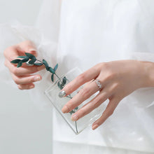 Load image into Gallery viewer, Leaf ring made of silver