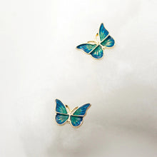 Load image into Gallery viewer, Schmetterling Ohrstecker aus Silber