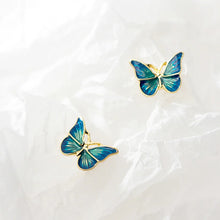 Load image into Gallery viewer, Schmetterling Ohrstecker aus Silber