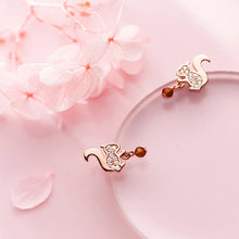 Load image into Gallery viewer, Eichhörnchen Ohrstecker aus Silber