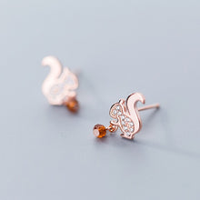 Load image into Gallery viewer, Eichhörnchen Ohrstecker aus Silber