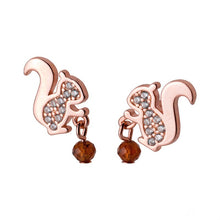 Load image into Gallery viewer, Eichhörnchen Ohrstecker aus Silber