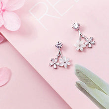 Load image into Gallery viewer, Zirkonia Blumen Ohrstecker aus Silber