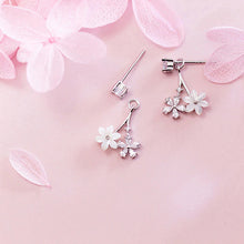 Load image into Gallery viewer, Zirkonia Blumen Ohrstecker aus Silber