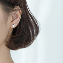 Load image into Gallery viewer, Eulen Ohrstecker aus Silber