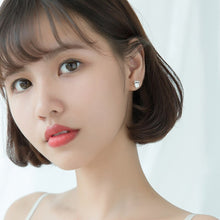 Load image into Gallery viewer, Eulen Ohrstecker aus Silber