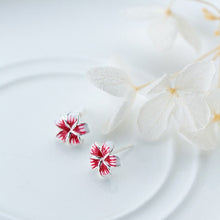 Load image into Gallery viewer, Pink Weisse Blumen Ohrstecker aus Silber
