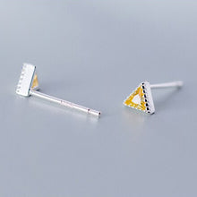 Load image into Gallery viewer, Dreieck Ohrstecker aus Silber
