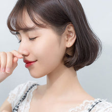 Load image into Gallery viewer, Dreieck Ohrstecker aus Silber