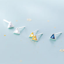 Load image into Gallery viewer, Dreieck Ohrstecker aus Silber
