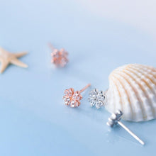 Load image into Gallery viewer, Kleeblatt Ohrstecker aus Silber