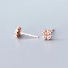 Load image into Gallery viewer, Kleeblatt Ohrstecker aus Silber