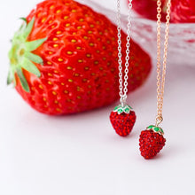 Load image into Gallery viewer, Erdbeer Halskette aus Silber