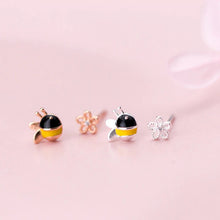 Load image into Gallery viewer, Bienen Ohrstecker aus Silber