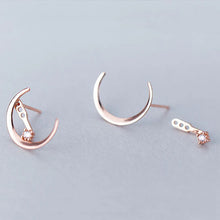 Load image into Gallery viewer, Mond Ohrstecker aus Silber