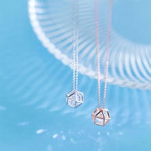 Load image into Gallery viewer, Eingeschlossene Kristall Halskette aus Silber