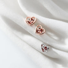 Load image into Gallery viewer, Herzschlag Ohrstecker aus Silber