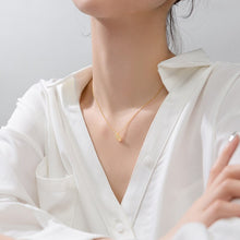 Load image into Gallery viewer, Ahorn Blatt Halskette aus Silber