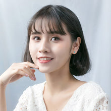 Load image into Gallery viewer, Türkis Marienkäfer Ohrstecker aus Silber