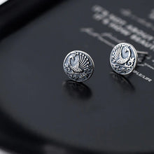 Load image into Gallery viewer, Pfau Ohrstecker aus Silber