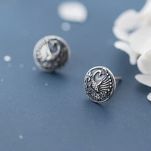 Load image into Gallery viewer, Pfau Ohrstecker aus Silber