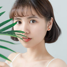 Load image into Gallery viewer, Karotten Ohrstecker aus Silber