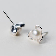 Load image into Gallery viewer, Perlen Knospen Ohrstecker aus Silber