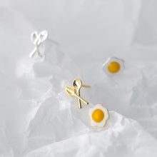 Load image into Gallery viewer, Eier Ohrstecker aus Silber