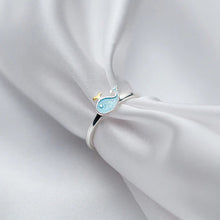 Load image into Gallery viewer, Whale ring made of silver
