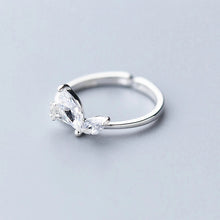 Load image into Gallery viewer, Zirkonia Schmetterling Ring aus Silber