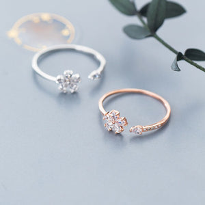 Zirkonia Blumen Ring aus Silber