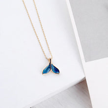 Load image into Gallery viewer, Mermaid Fin Necklace
