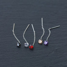 Load image into Gallery viewer, Kristall Ohrringe aus Silber
