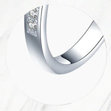 Load image into Gallery viewer, Zirkonia Band Ring aus Silber
