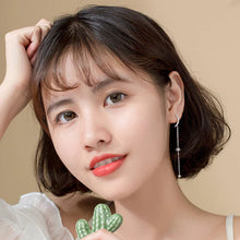 Load image into Gallery viewer, Mond-Stern Ohrstecker aus Silber
