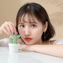 Load image into Gallery viewer, Mond-Stern Ohrstecker aus Silber
